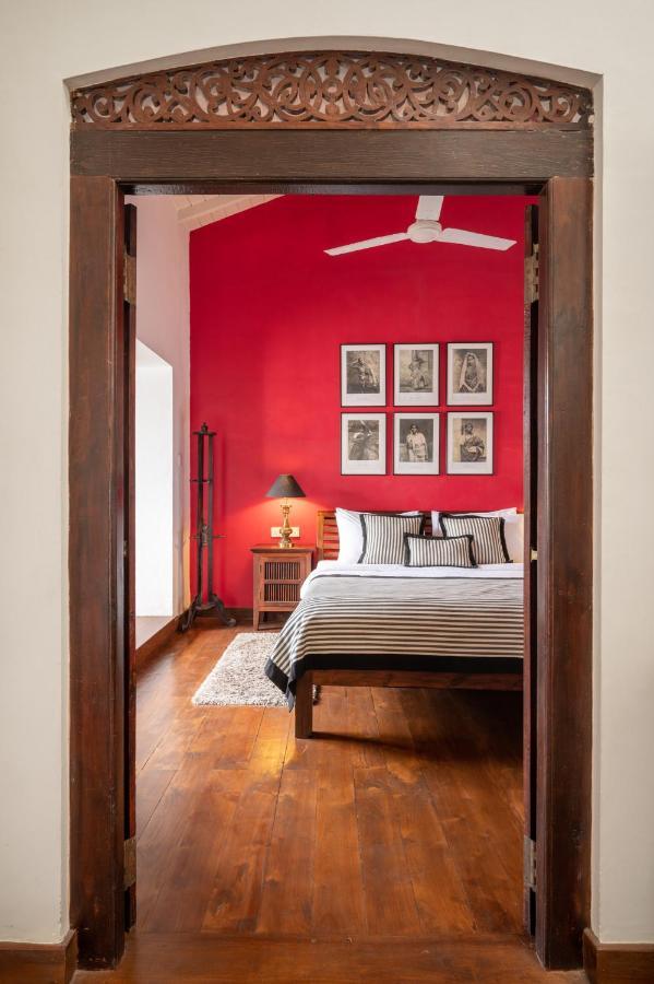 42 Lighthouse Street Hotel Гале Екстериор снимка
