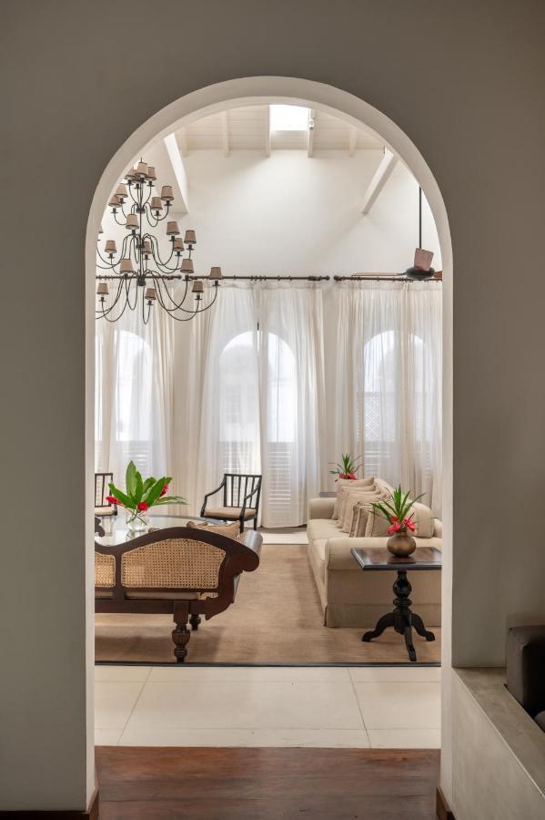42 Lighthouse Street Hotel Гале Екстериор снимка