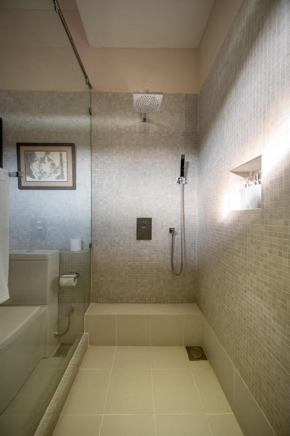 42 Lighthouse Street Hotel Гале Екстериор снимка